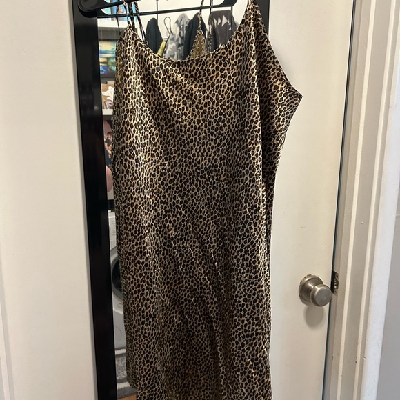 Doncaster Dresses & Skirts - Doncaster Brown and Black Spaghetti Strap Slip Dress